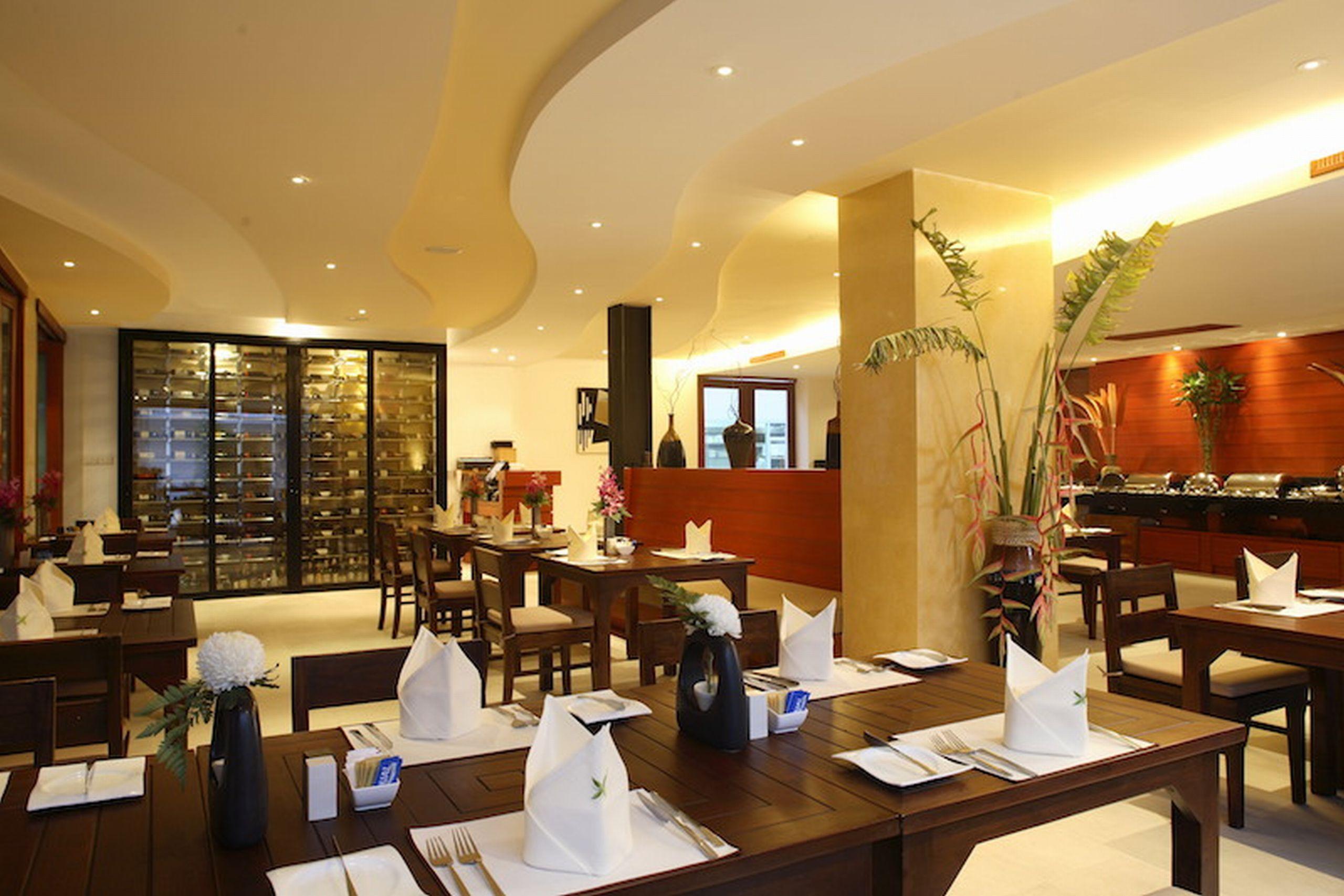 芭东拉弗洛拉度假酒店-Sha高级认证 Patong 餐厅 照片
